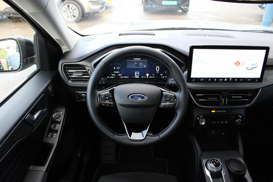 Ford Kuga 2.5 PHEV Active X 243pk | Driver Assistance Pack | Winterpack | Technology Pack | Panoramadak | All Season banden