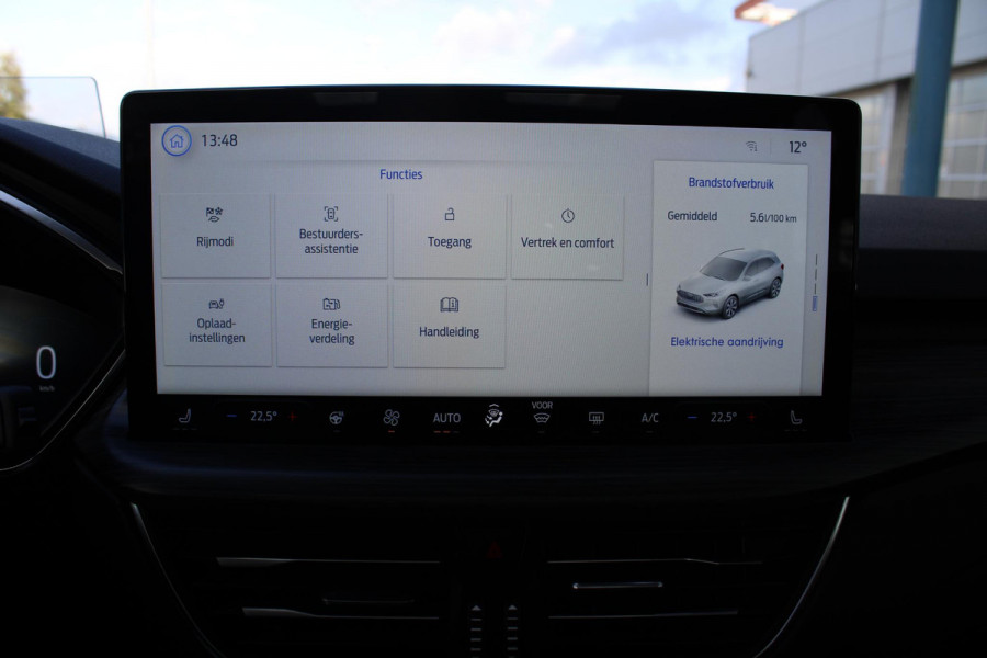 Ford Kuga 2.5 PHEV Active X 243pk | Driver Assistance Pack | Winterpack | Technology Pack | Panoramadak | All Season banden