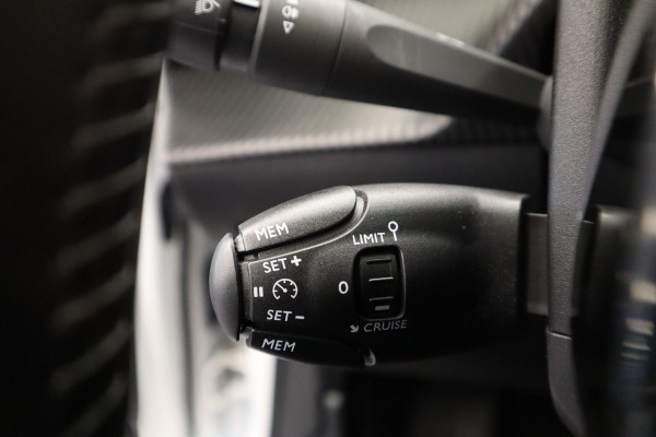 Peugeot e-208 EV Active 50 kWh 5-Drs. ClimateControl CruiseControl 24 maanden garantie mogelijk (*vraag naar de voorwaarden)