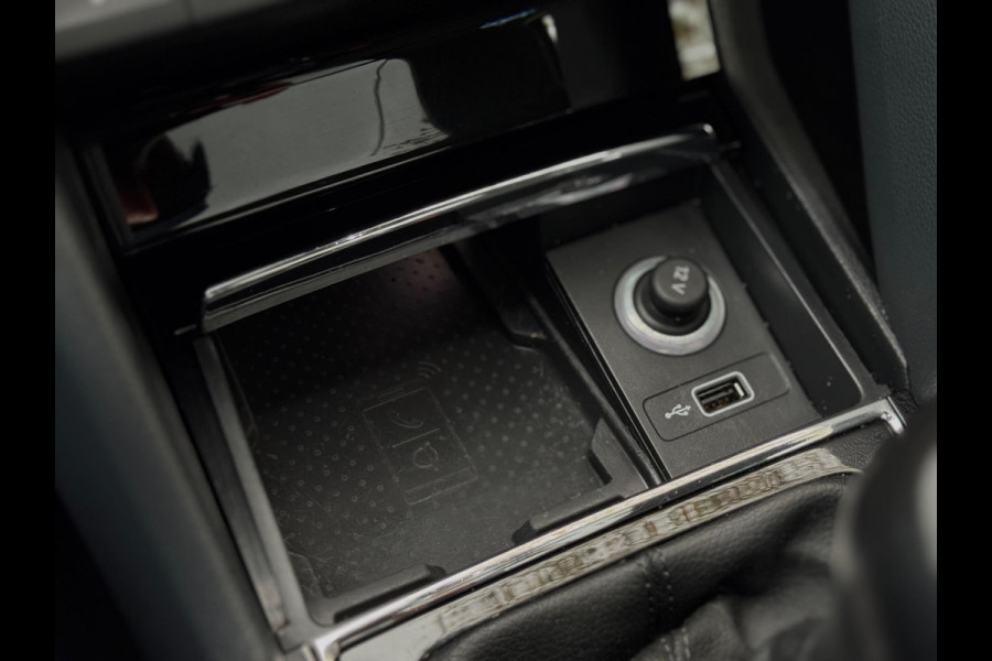 Škoda Karoq 1.0 TSI Pano Navi Apple CarPlay Cruise Nardogrey Boekjes Dealeronderhouden Nieuwe APK