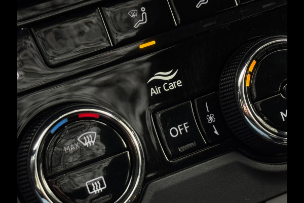 Škoda Karoq 1.0 TSI Pano Navi Apple CarPlay Cruise Nardogrey Boekjes Dealeronderhouden Nieuwe APK