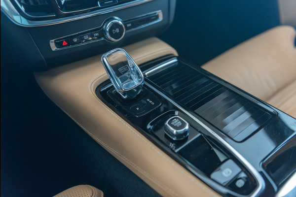 Volvo V90 T8 Aut. Inscription 360camera Trekhaak 390pk Volvo V90 T8 Aut. Inscription 360camera Trekhaak 390pk