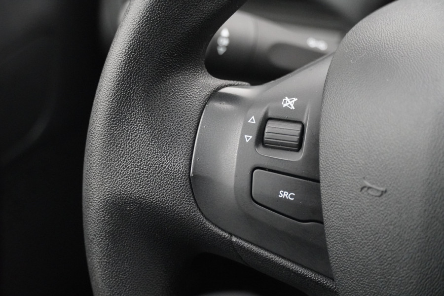 Peugeot 208 BWJ 2019 / 82 PK 1.2 Active | | AIRCO | NAVI | CRUISE | PDC | ELEKTRISCH PAKKET Peugeot 208 BWJ 2019 / 82 PK 1.2 Active | | AIRCO | NAVI | CRUISE | PDC | ELEKTRISCH PAKKET