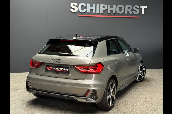 Audi A1 Sportback 30 TFSI 110pk S-line chronos grijs/zwart dak/carplay Audi A1 Sportback 30 TFSI 110pk S-line chronos grijs/zwart dak/carplay