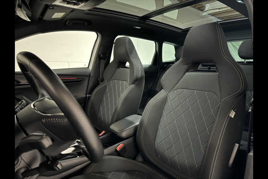 Škoda Karoq 1.5 TSI ACT Sportline Pano ACC Sfeer Canton Trekh. NAP Škoda Karoq 1.5 TSI ACT Sportline Pano ACC Sfeer Canton Trekh. NAP