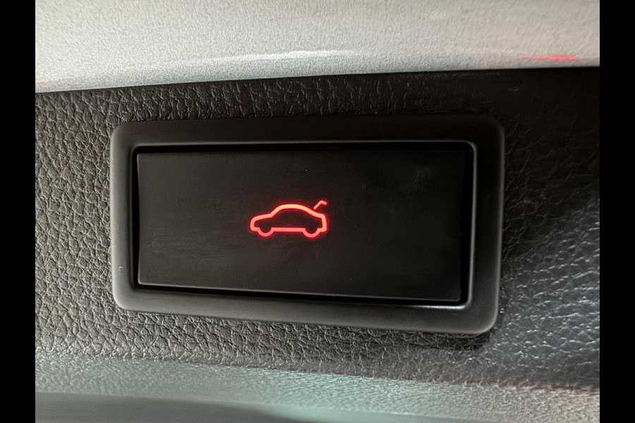 Škoda Karoq 1.5 TSI ACT Sportline Pano ACC Sfeer Canton Trekh. NAP Škoda Karoq 1.5 TSI ACT Sportline Pano ACC Sfeer Canton Trekh. NAP