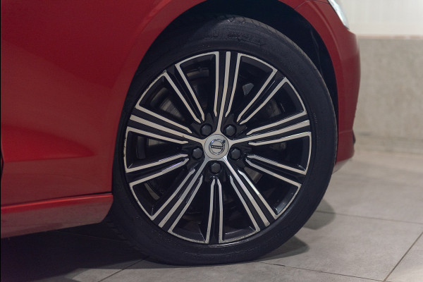 Volvo V60 T8 Aut. Inscription Leder Panoramadak Trekhaak 390pk Volvo V60 T8 Aut. Inscription Leder Panoramadak Trekhaak 390pk