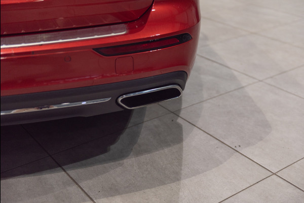 Volvo V60 T8 Aut. Inscription Leder Panoramadak Trekhaak 390pk Volvo V60 T8 Aut. Inscription Leder Panoramadak Trekhaak 390pk