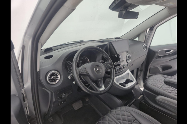 Mercedes-Benz Vito 114 CDI Lang luxe bomvol 214 pk led navi amg pakket leer Mercedes-Benz Vito 114 CDI Lang luxe bomvol 214 pk led navi amg pakket leer