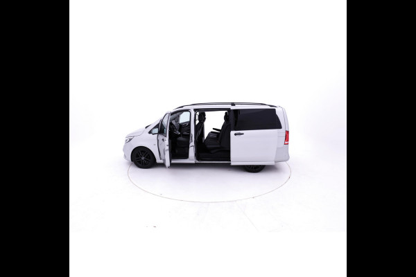 Mercedes-Benz Vito 114 CDI Lang luxe bomvol 214 pk led navi amg pakket leer Mercedes-Benz Vito 114 CDI Lang luxe bomvol 214 pk led navi amg pakket leer
