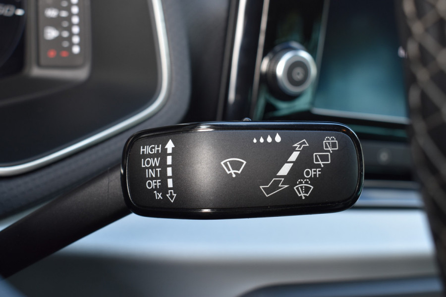 Seat Ibiza 1.0 EcoTSI Style Business Connect / Parkeersensoren / Carplay / Airco / Cruise control