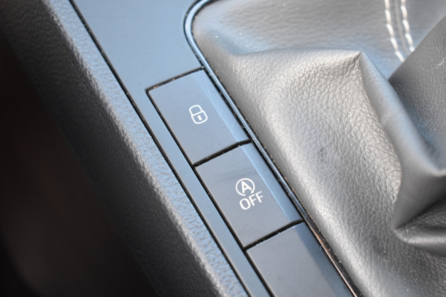 Seat Ibiza 1.0 EcoTSI Style Business Connect / Parkeersensoren / Carplay / Airco / Cruise control