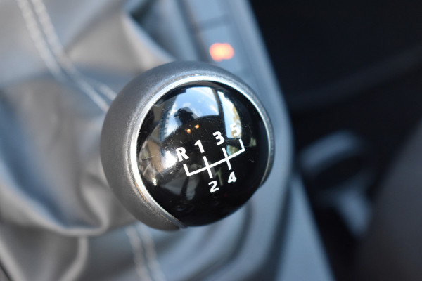 Seat Ibiza 1.0 EcoTSI Style Business Connect / Parkeersensoren / Carplay / Airco / Cruise control