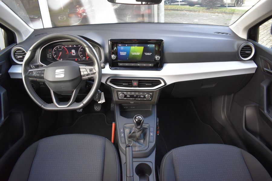 Seat Ibiza 1.0 EcoTSI Style Business Connect / Parkeersensoren / Carplay / Airco / Cruise control