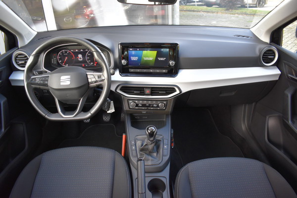 Seat Ibiza 1.0 EcoTSI Style Business Connect / Parkeersensoren / Carplay / Airco / Cruise control