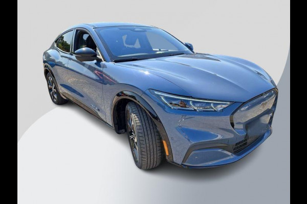 Ford Mustang Mach-E Extended Premium AWD 98 kWh 370pk | Panoramadak | Technology Pack + | 1.500kg Trekgewicht