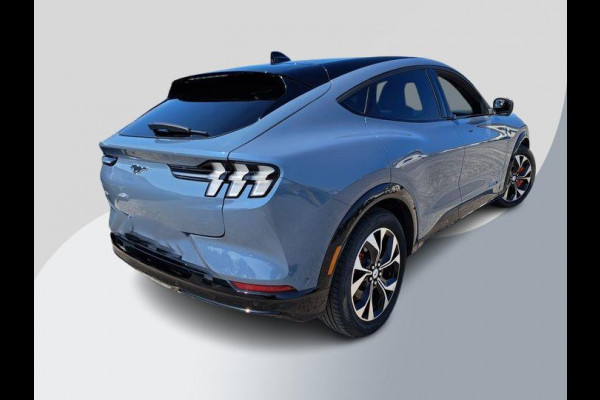 Ford Mustang Mach-E Extended Premium AWD 98 kWh 370pk | Panoramadak | Technology Pack + | 1.500kg Trekgewicht