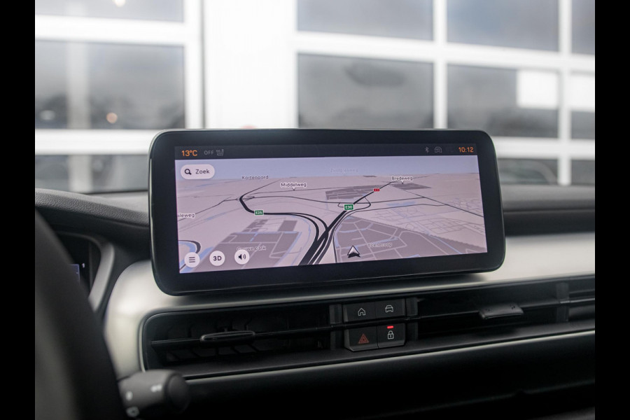 Jeep Avenger 1.2 e-Hybrid Summit | Uit voorraad leverbaar | Winter Pack | Schuif/Kanteldak | Infotaiment&Convenience Pack | Bicolore