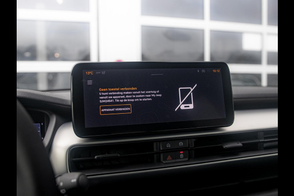 Jeep Avenger 1.2 e-Hybrid Summit | Uit voorraad leverbaar | Winter Pack | Schuif/Kanteldak | Infotaiment&Convenience Pack | Bicolore