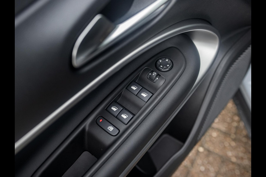 Jeep Avenger 1.2 e-Hybrid Summit | Uit voorraad leverbaar | Winter Pack | Schuif/Kanteldak | Infotaiment&Convenience Pack | Bicolore