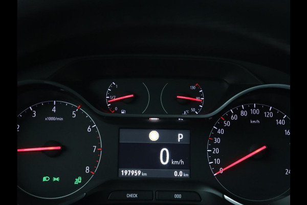 Opel Grandland X 1.2 Turbo Executive | Automaat | Carplay | Full LED | Comfortstoelen | Camera | Navigatie | Climate control | Keyless | Parkeerhulp | Cruise control Opel Grandland X 1.2 Turbo Executive | Automaat | Carplay | Full LED | Comfortstoelen | Camera | Navigatie | Climate control | Keyless | Parkeerhulp | Cruise control