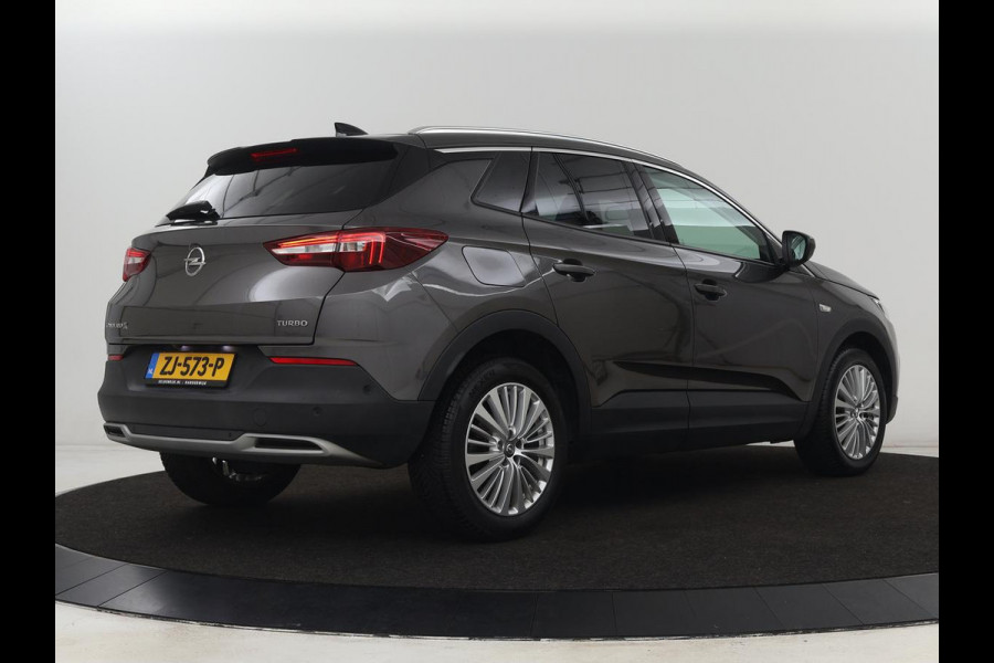 Opel Grandland X 1.2 Turbo Executive | Automaat | Carplay | Full LED | Comfortstoelen | Camera | Navigatie | Climate control | Keyless | Parkeerhulp | Cruise control Opel Grandland X 1.2 Turbo Executive | Automaat | Carplay | Full LED | Comfortstoelen | Camera | Navigatie | Climate control | Keyless | Parkeerhulp | Cruise control