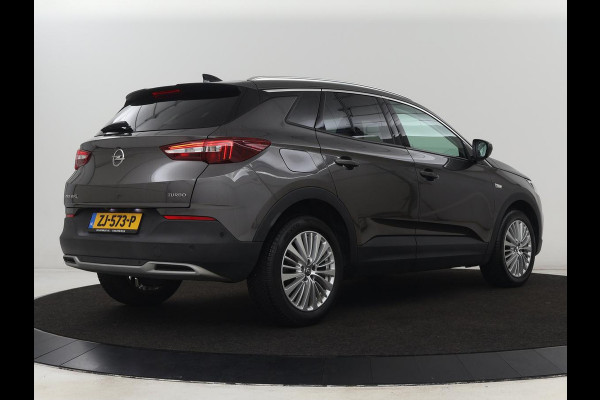 Opel Grandland X 1.2 Turbo Executive | Automaat | Carplay | Full LED | Comfortstoelen | Camera | Navigatie | Climate control | Keyless | Parkeerhulp | Cruise control Opel Grandland X 1.2 Turbo Executive | Automaat | Carplay | Full LED | Comfortstoelen | Camera | Navigatie | Climate control | Keyless | Parkeerhulp | Cruise control