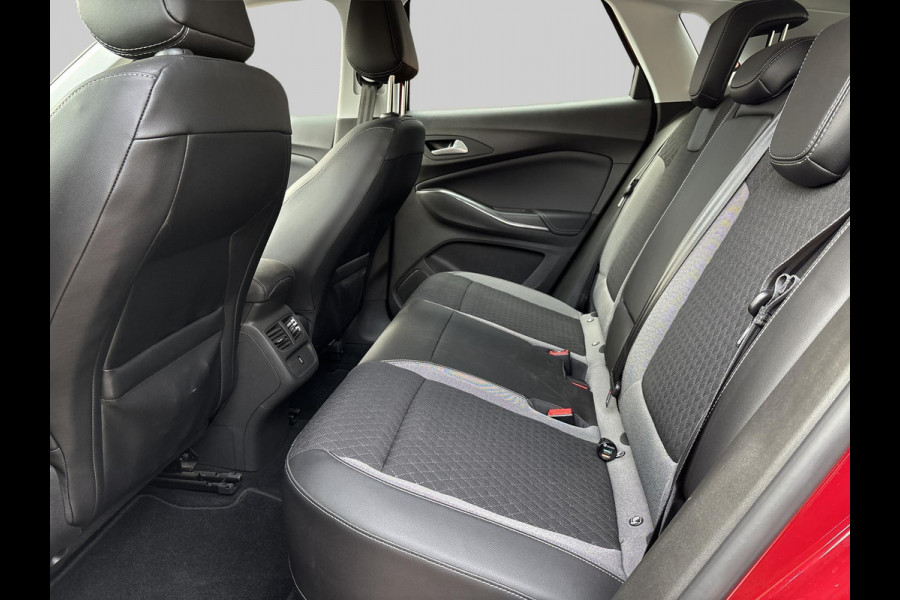 Opel Grandland X 1.6 Turbo Hybrid Business Elegance