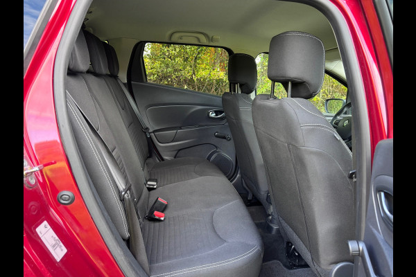 Renault Clio Estate 0.9 TCe Limited | NIEUWE APK | NETTE AUTO | Renault Clio Estate 0.9 TCe Limited | NIEUWE APK | NETTE AUTO |