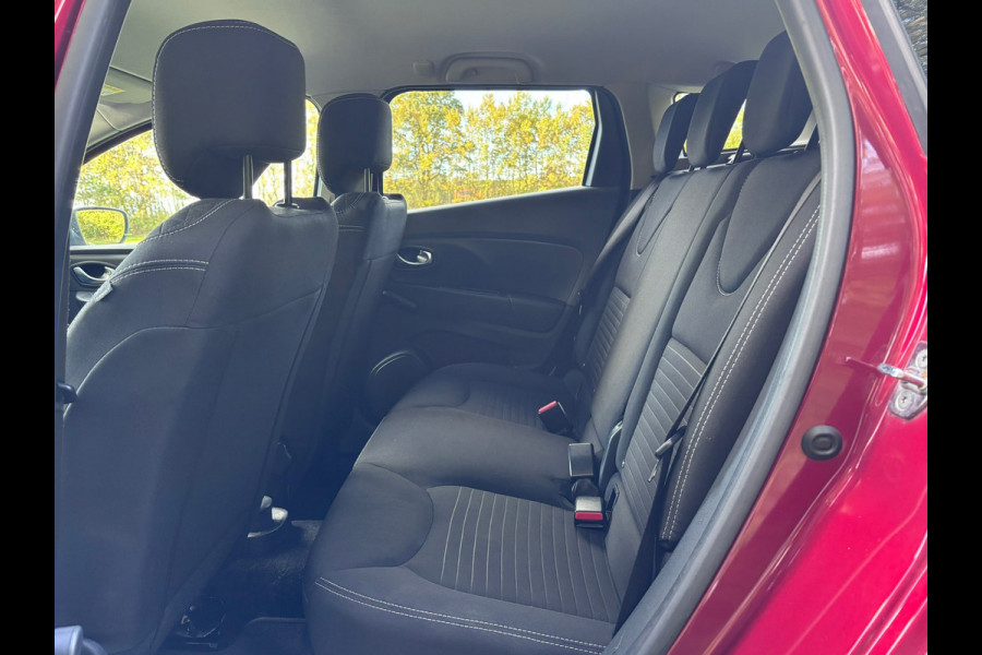 Renault Clio Estate 0.9 TCe Limited | NIEUWE APK | NETTE AUTO | Renault Clio Estate 0.9 TCe Limited | NIEUWE APK | NETTE AUTO |