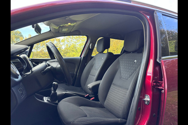 Renault Clio Estate 0.9 TCe Limited | NIEUWE APK | NETTE AUTO | Renault Clio Estate 0.9 TCe Limited | NIEUWE APK | NETTE AUTO |