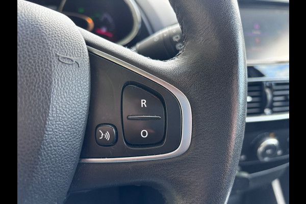 Renault Clio Estate 0.9 TCe Limited | NIEUWE APK | NETTE AUTO | Renault Clio Estate 0.9 TCe Limited | NIEUWE APK | NETTE AUTO |