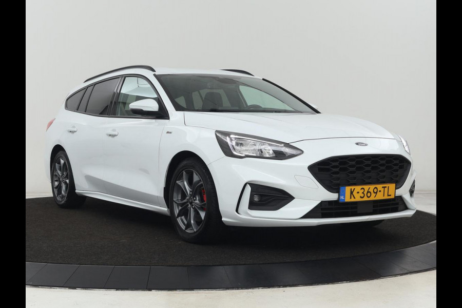 Ford Focus 1.0 EcoBoost Hybrid ST Line X | Stoel & stuurverwarming | Camera | Carplay | Digital Cockpit | Full LED | Keyless | Navigatie Ford Focus 1.0 EcoBoost Hybrid ST Line X | Stoel & stuurverwarming | Camera | Carplay | Digital Cockpit | Full LED | Keyless | Navigatie