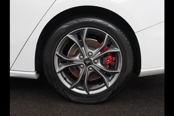 Ford Focus 1.0 EcoBoost Hybrid ST Line X | Stoel & stuurverwarming | Camera | Carplay | Digital Cockpit | Full LED | Keyless | Navigatie Ford Focus 1.0 EcoBoost Hybrid ST Line X | Stoel & stuurverwarming | Camera | Carplay | Digital Cockpit | Full LED | Keyless | Navigatie