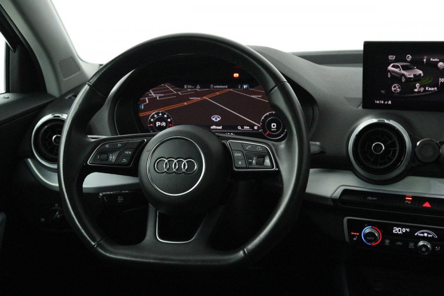 Audi Q2 35 TFSI S Edition (PANORAMADAK, DIGITALE COCKPIT, STOELVERWARMING, ACHTERUITRIJCAMERA, PARKEERSENSOREN, AUTOMAAT)