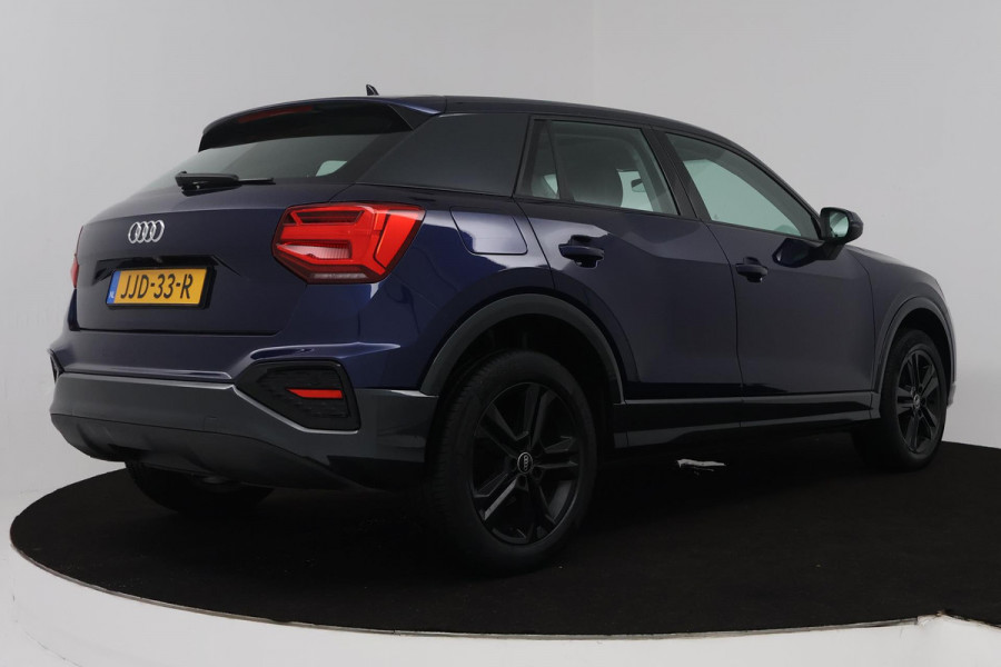 Audi Q2 35 TFSI S Edition (PANORAMADAK, DIGITALE COCKPIT, STOELVERWARMING, ACHTERUITRIJCAMERA, PARKEERSENSOREN, AUTOMAAT)