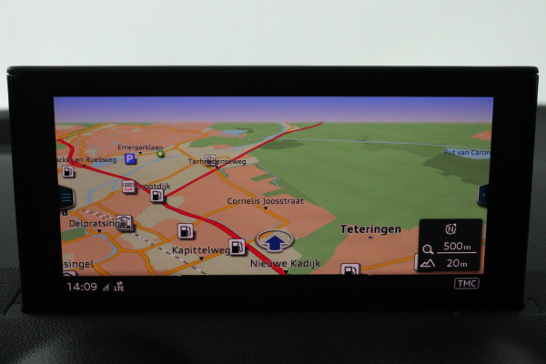 Audi Q2 35 TFSI S Edition (PANORAMADAK, DIGITALE COCKPIT, STOELVERWARMING, ACHTERUITRIJCAMERA, PARKEERSENSOREN, AUTOMAAT)