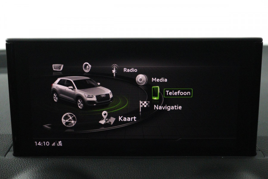 Audi Q2 35 TFSI S Edition (PANORAMADAK, DIGITALE COCKPIT, STOELVERWARMING, ACHTERUITRIJCAMERA, PARKEERSENSOREN, AUTOMAAT)