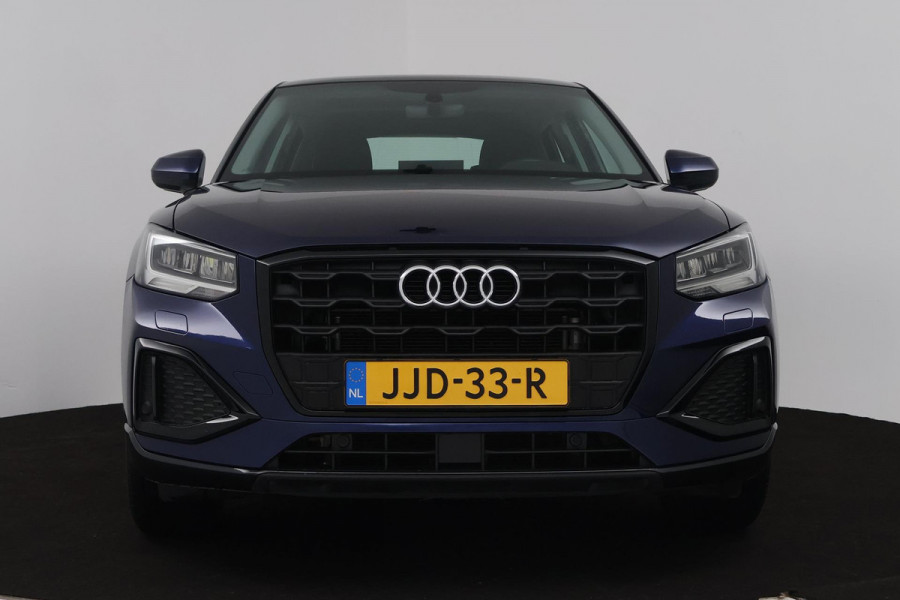 Audi Q2 35 TFSI S Edition (PANORAMADAK, DIGITALE COCKPIT, STOELVERWARMING, ACHTERUITRIJCAMERA, PARKEERSENSOREN, AUTOMAAT)