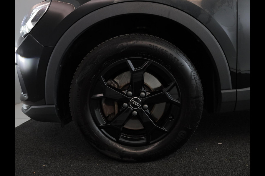 Audi Q3 45 TFSI e Business Edition 245 pk S-tronic | Navigatie | Parkeersensoren | Adaptieve cruise control | Stoelverwarming | Audi Q3 45 TFSI e Business Edition 245 pk S-tronic | Navigatie | Parkeersensoren | Adaptieve cruise control | Stoelverwarming |