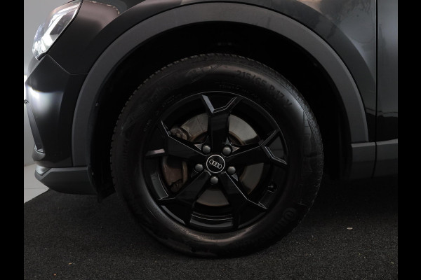 Audi Q3 45 TFSI e Business Edition 245 pk S-tronic | Navigatie | Parkeersensoren | Adaptieve cruise control | Stoelverwarming | Audi Q3 45 TFSI e Business Edition 245 pk S-tronic | Navigatie | Parkeersensoren | Adaptieve cruise control | Stoelverwarming |