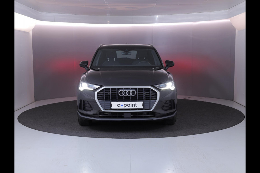 Audi Q3 45 TFSI e Business Edition 245 pk S-tronic | Navigatie | Parkeersensoren | Adaptieve cruise control | Stoelverwarming | Audi Q3 45 TFSI e Business Edition 245 pk S-tronic | Navigatie | Parkeersensoren | Adaptieve cruise control | Stoelverwarming |