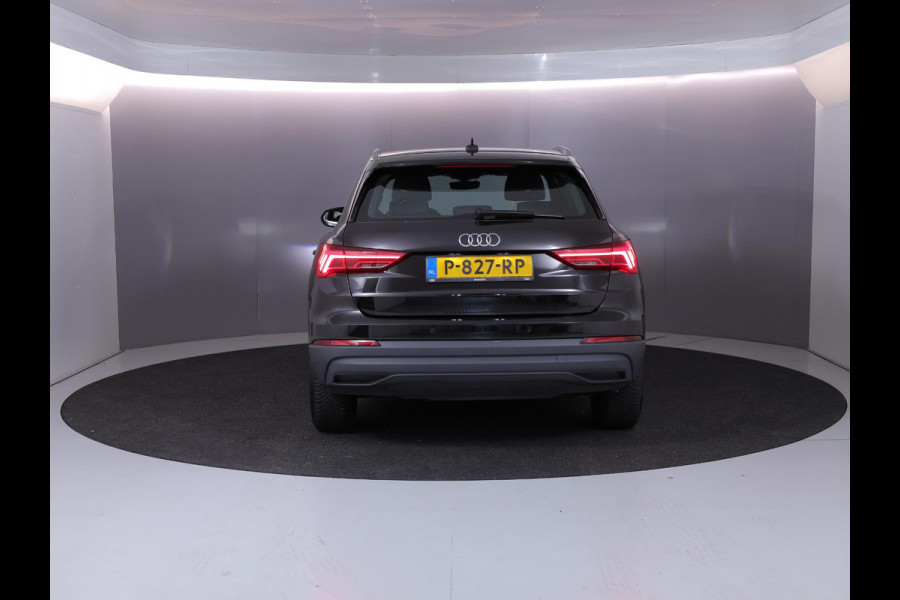 Audi Q3 45 TFSI e Business Edition 245 pk S-tronic | Navigatie | Parkeersensoren | Adaptieve cruise control | Stoelverwarming | Audi Q3 45 TFSI e Business Edition 245 pk S-tronic | Navigatie | Parkeersensoren | Adaptieve cruise control | Stoelverwarming |
