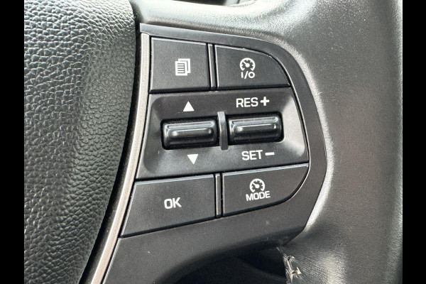 Hyundai i20 1.0 T-GDI Premium Dealer onderhouden Cruise control Climate control Parkeersensoren v/a Navigatie Apple / Android DAB Hyundai i20 1.0 T-GDI Premium Dealer onderhouden Cruise control Climate control Parkeersensoren v/a Navigatie Apple / Android DAB