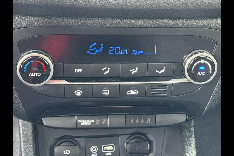 Hyundai i20 1.0 T-GDI Premium Dealer onderhouden Cruise control Climate control Parkeersensoren v/a Navigatie Apple / Android DAB Hyundai i20 1.0 T-GDI Premium Dealer onderhouden Cruise control Climate control Parkeersensoren v/a Navigatie Apple / Android DAB