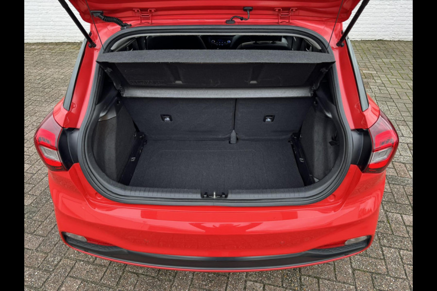 Hyundai i20 1.0 T-GDI Premium Dealer onderhouden Cruise control Climate control Parkeersensoren v/a Navigatie Apple / Android DAB Hyundai i20 1.0 T-GDI Premium Dealer onderhouden Cruise control Climate control Parkeersensoren v/a Navigatie Apple / Android DAB