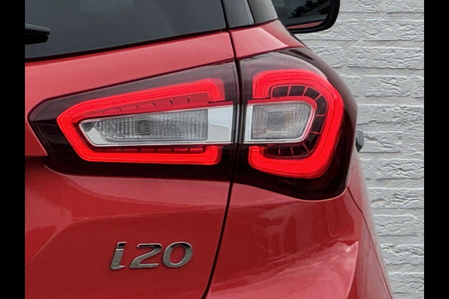Hyundai i20 1.0 T-GDI Premium Dealer onderhouden Cruise control Climate control Parkeersensoren v/a Navigatie Apple / Android DAB Hyundai i20 1.0 T-GDI Premium Dealer onderhouden Cruise control Climate control Parkeersensoren v/a Navigatie Apple / Android DAB