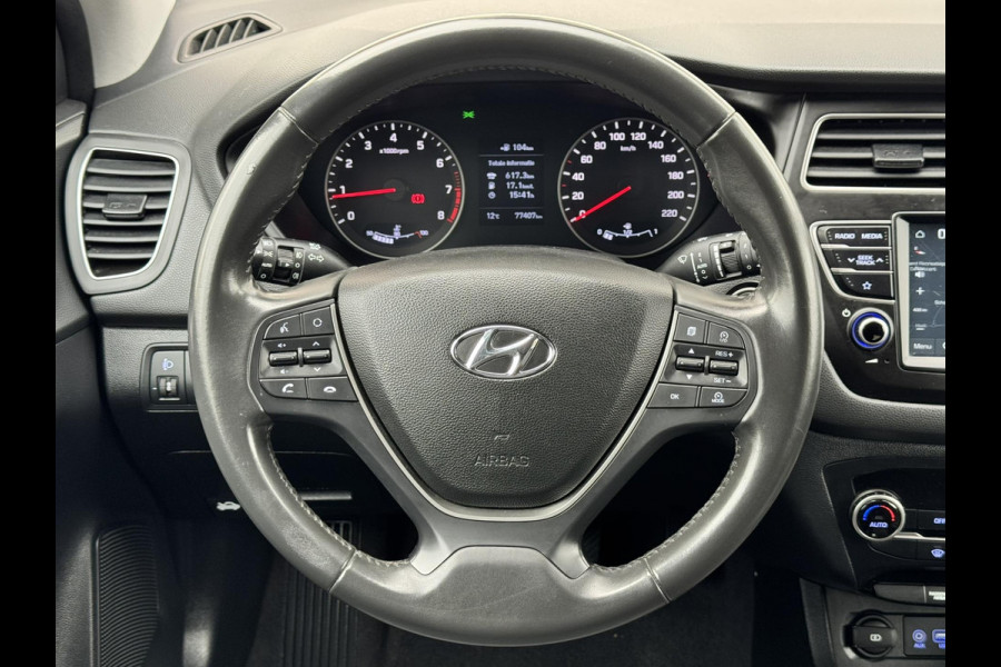 Hyundai i20 1.0 T-GDI Premium Dealer onderhouden Cruise control Climate control Parkeersensoren v/a Navigatie Apple / Android DAB Hyundai i20 1.0 T-GDI Premium Dealer onderhouden Cruise control Climate control Parkeersensoren v/a Navigatie Apple / Android DAB