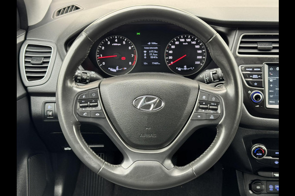 Hyundai i20 1.0 T-GDI Premium Dealer onderhouden Cruise control Climate control Parkeersensoren v/a Navigatie Apple / Android DAB Hyundai i20 1.0 T-GDI Premium Dealer onderhouden Cruise control Climate control Parkeersensoren v/a Navigatie Apple / Android DAB