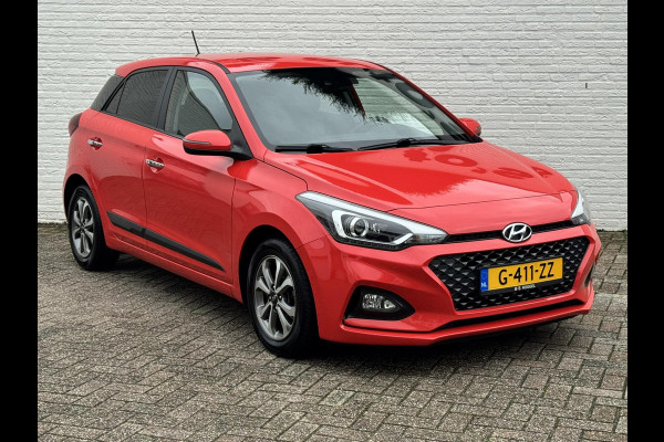 Hyundai i20 1.0 T-GDI Premium Dealer onderhouden Cruise control Climate control Parkeersensoren v/a Navigatie Apple / Android DAB Hyundai i20 1.0 T-GDI Premium Dealer onderhouden Cruise control Climate control Parkeersensoren v/a Navigatie Apple / Android DAB